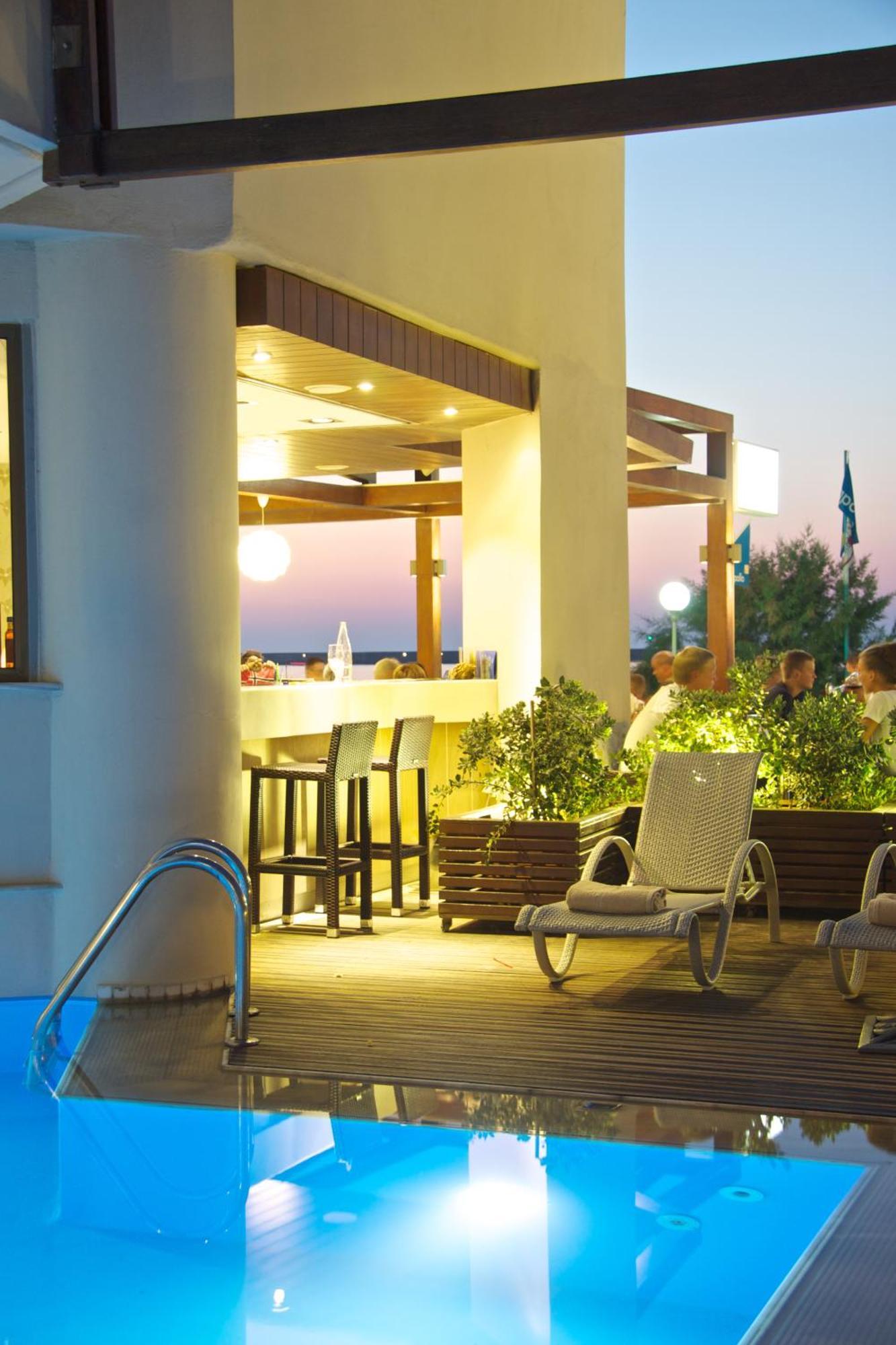 Steris Elegant Beach Hotel & Apartments Rétino Exterior foto